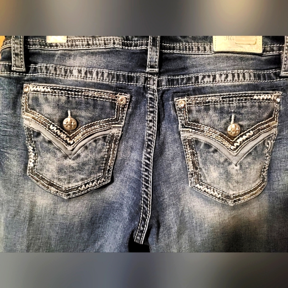 Miss Me 32 curvy bootcut